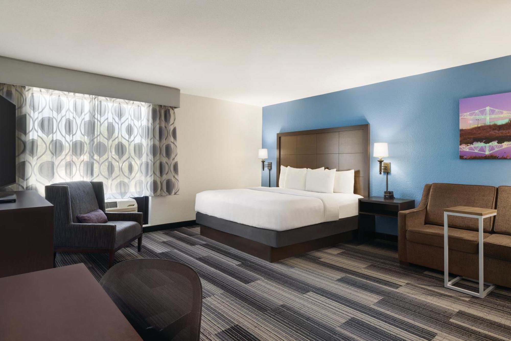 La Quinta By Wyndham Airport Plaza