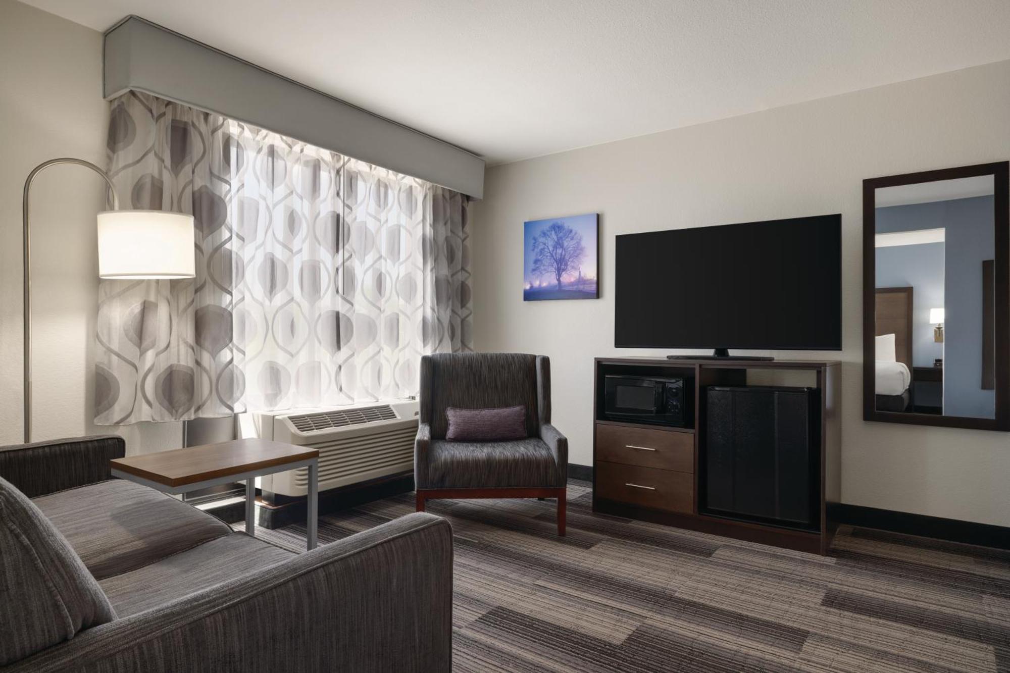 La Quinta By Wyndham Airport Plaza Hotel Springfield