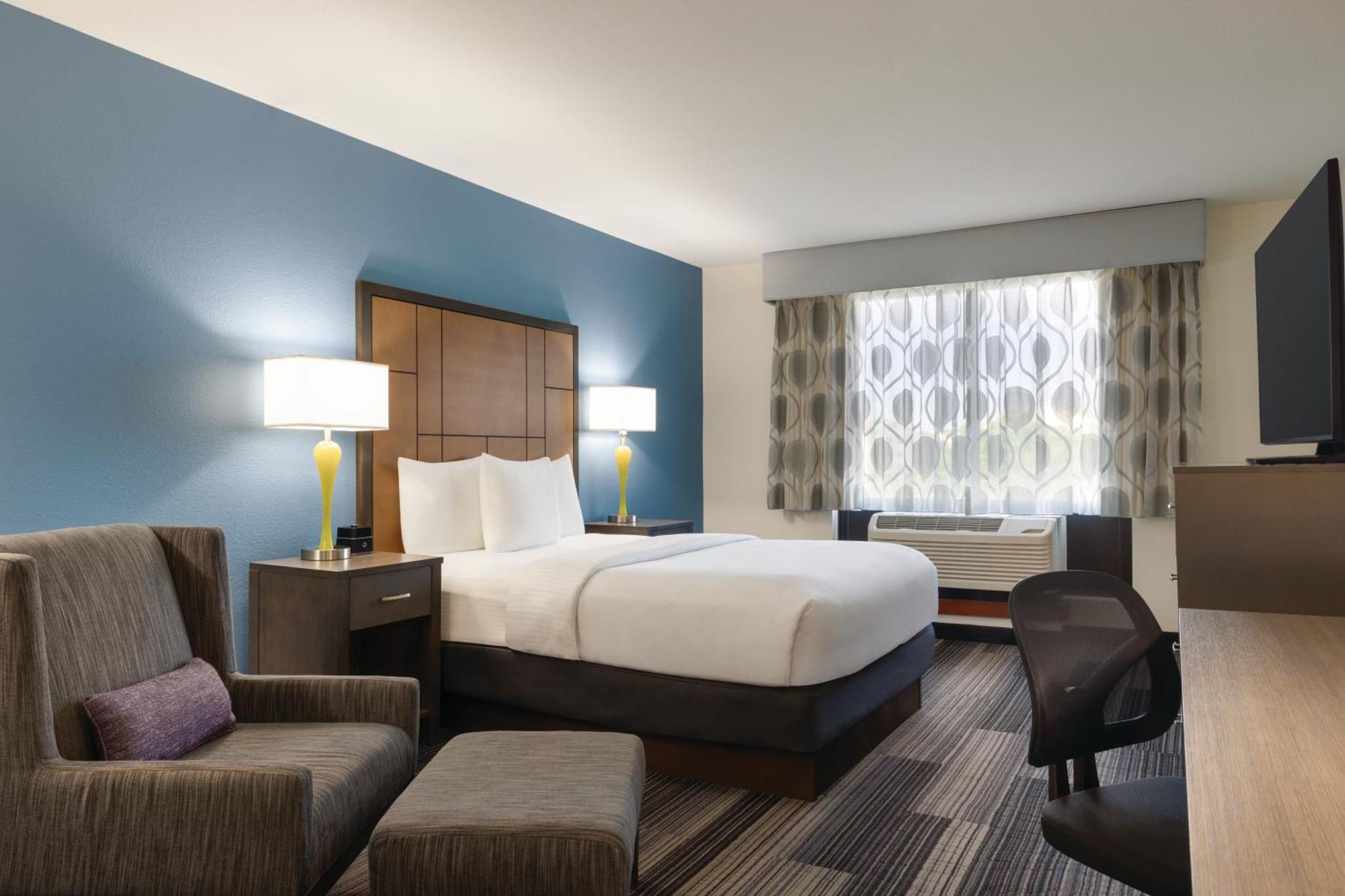 Hotel La Quinta By Wyndham Airport Plaza Springfield
