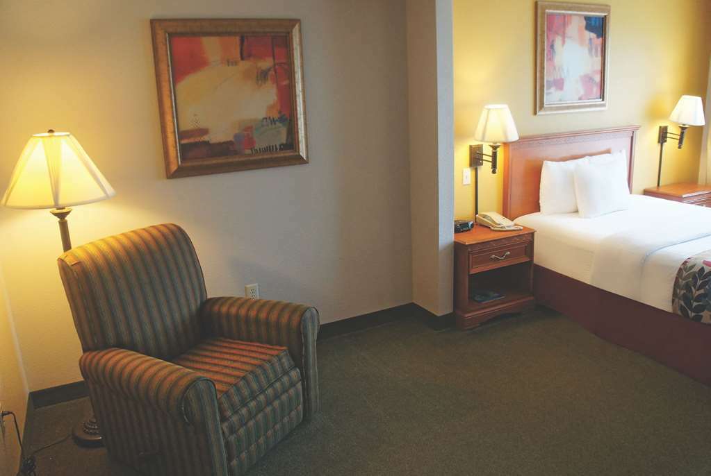 La Quinta By Wyndham Airport Plaza Hotel Springfield