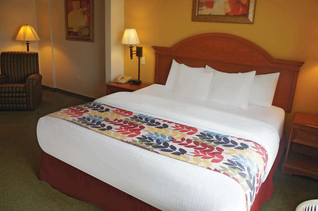 Hotel La Quinta By Wyndham Airport Plaza Springfield